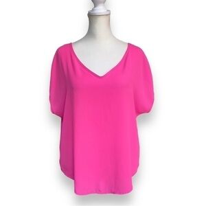 LEITH Hot Pink Short Sleeve V-neck Blouse | Size Small